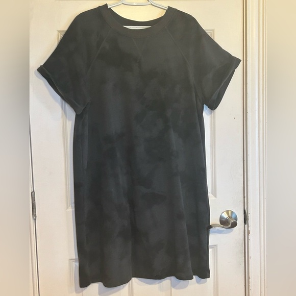Old Navy Dresses & Skirts - Old Navy Black T-Shirt Dress